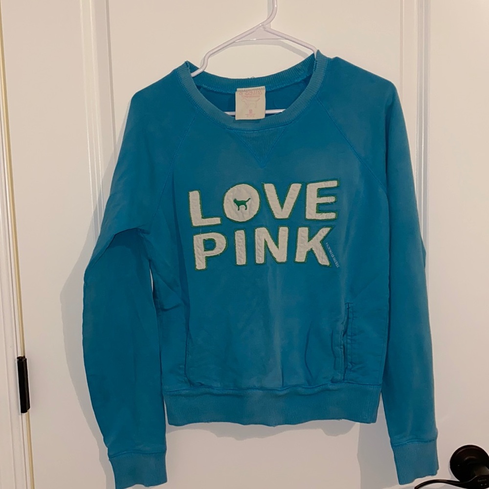 Victoria’s Secret PINK sweatshirt- with pockets!